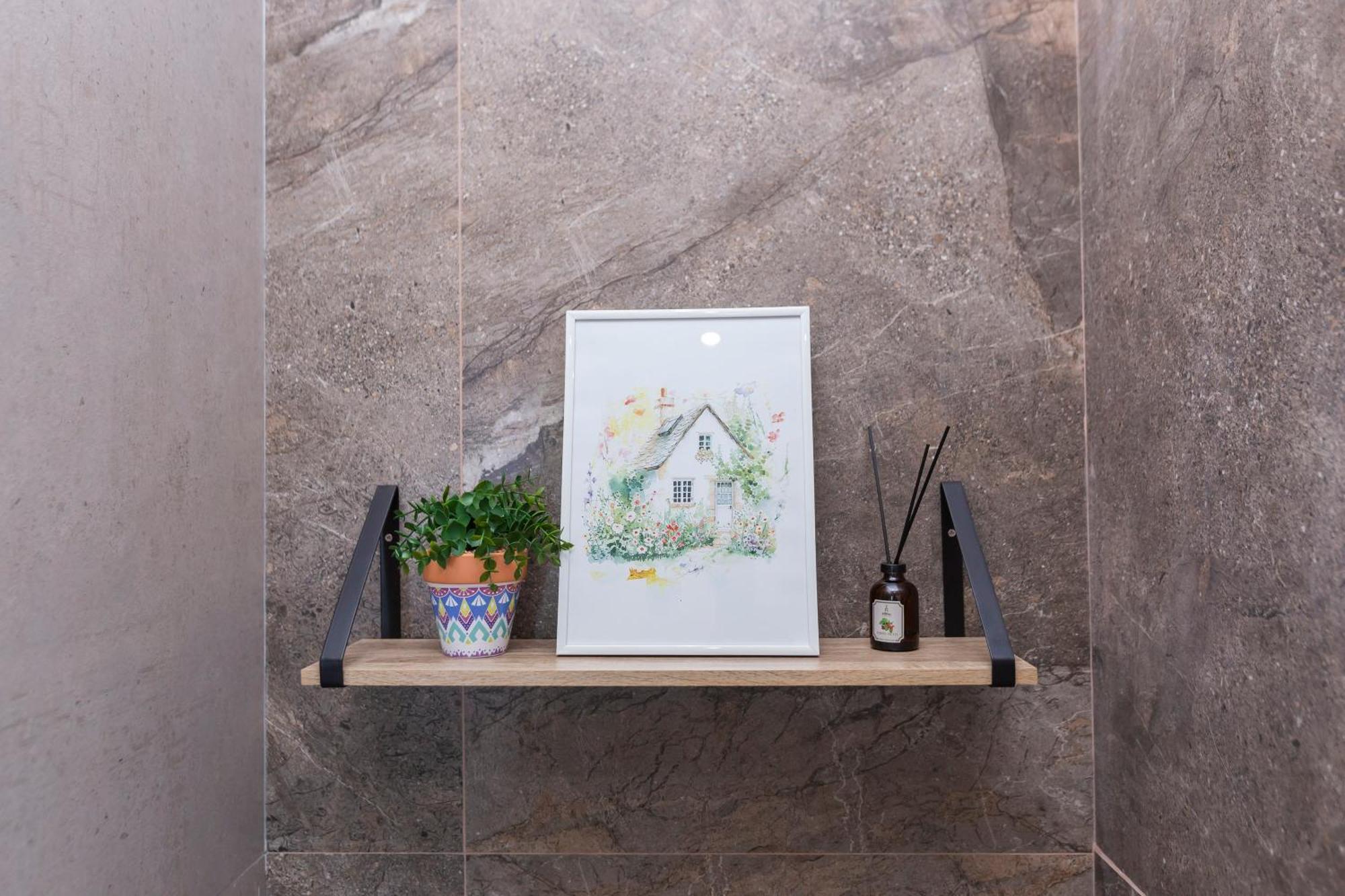 2 Room Apartment In The Center อัลมาตี ภายนอก รูปภาพ